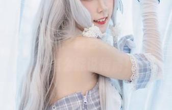 里见年一最新力作：粉色女仆！啊，这种感觉我怎么能说得清！