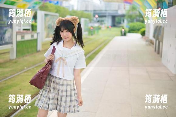 铭铭kizami的最新写真+自撮资源，一瞬间就想把她戳到屏幕里