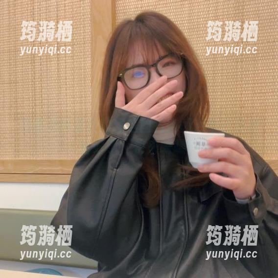 想看柏崎星奈的精选图片？闪月半已经准备好了，快来瞧瞧！