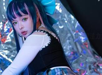最新写真曝光！阿寨寨当神明巫女，结果法力全失…