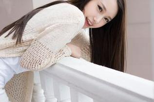 魅妍社 – 在线跟着Jenny佳妮的高跟鞋，资源超出你的想象！