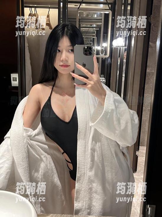 微密圈 - 水手服资源大公开：跟随鱼神鱼的脚步，感受那份清新