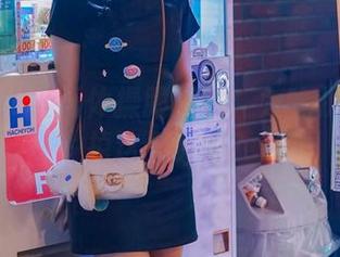 下载黑川桐乃体操服图包：为啥我不想关掉这个页面？